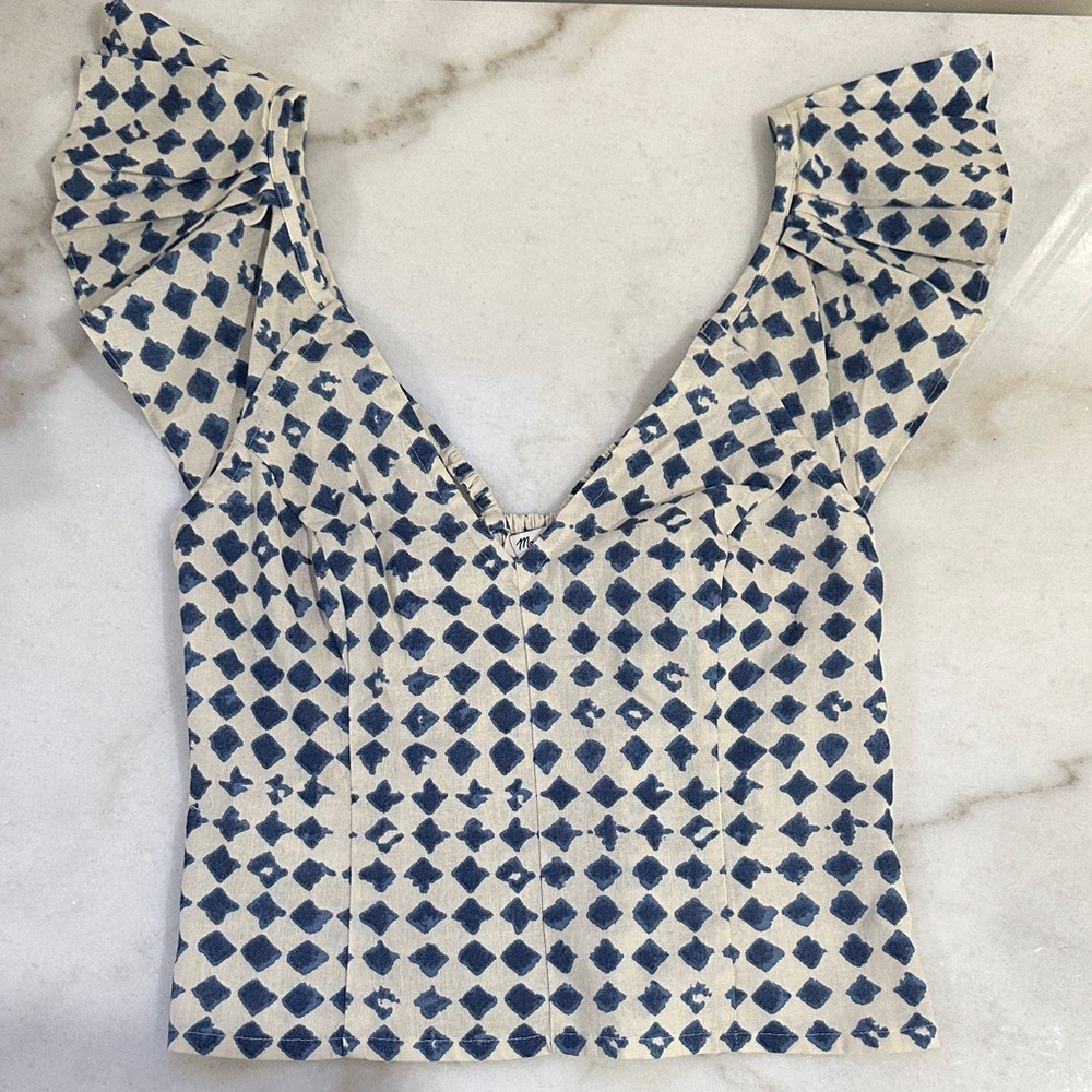Madewell Blue and Cream Patterned Ruffle Sleeve Top